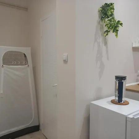 Kod Velikih Tuja Melenci